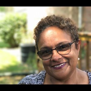 Meet your Posher, Rhonda